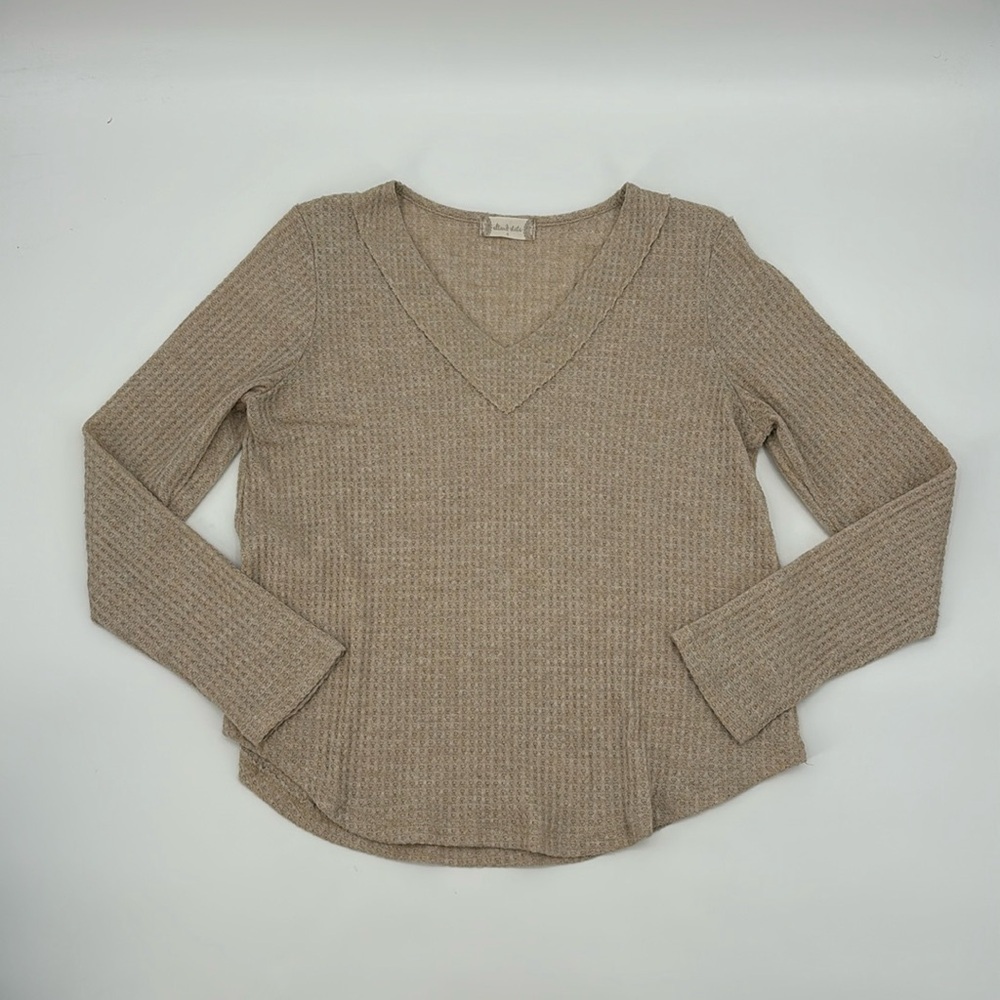 Altard State Womens Waffle Knit V-Neck Long Sleeve Top, Beige, Casual size Small